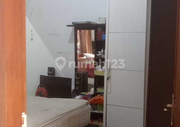 Di Jual Rumah Asri 1,5 Lantai Dekat ke Summarecon Bandung 2