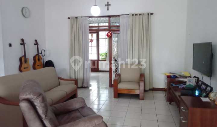 Dijual Rumah Cantik Siap Huni di Setraduta Dijual Rumah Cantik Siap Huni di Setraduta