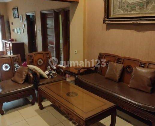 Di Jual Rumah Full furnish Kayu Jati Di Sayap Taman Sari Cihampelas 1