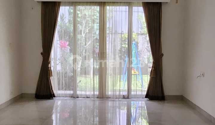 For Sale: Luxurious Semi-Furnished Ready-to-Occupy House in Setra Murni, North Bandung