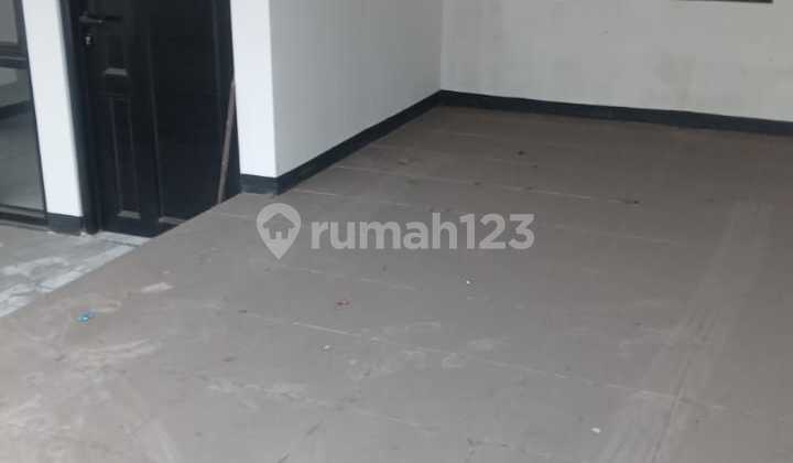 Di Jual   Rumah 2 lantai lokasi dekat Borma Cikutra 2