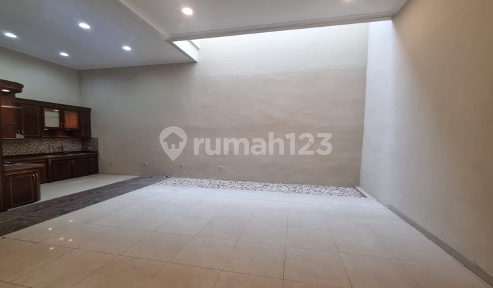 Dijual Rumah Di Puri Indah, Jakarta Barat 2