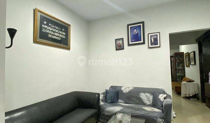 Rumah 2 Lantai Dekat Jalan 2 Mobil Lt 273m Shm 2