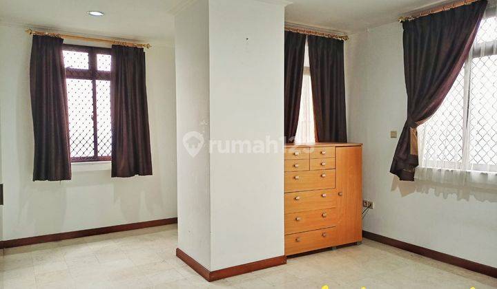 Midtown Residence 3 BR Lantai Tengah Strategis Dekat Citos 2