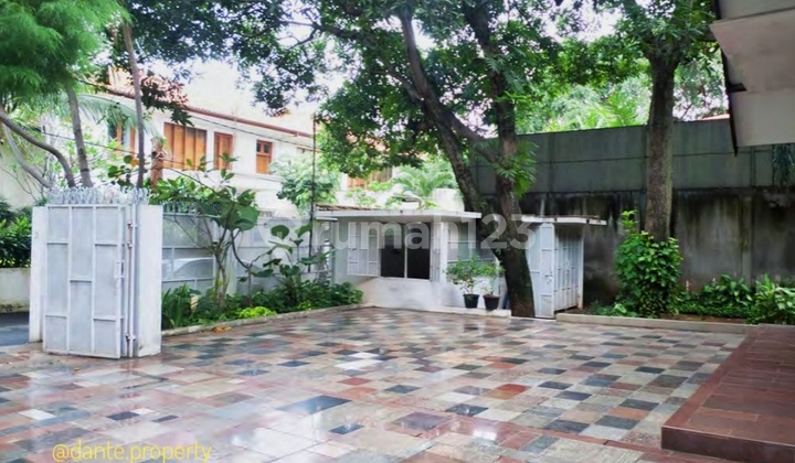 Rumah Asri Area Jalan Benda Kemang 2