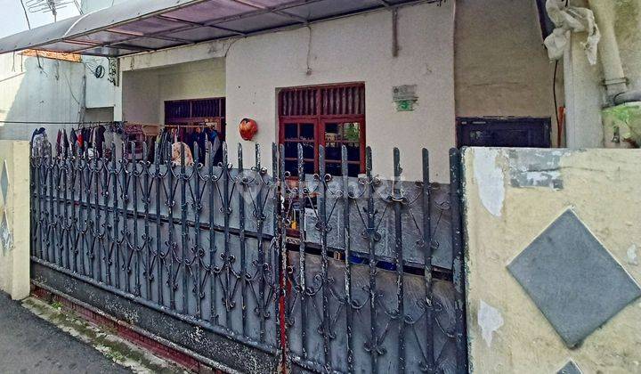 Rumah Lama Area Ternyaman Di Tebet Dekat Ke Jalan 2 Mobil 1