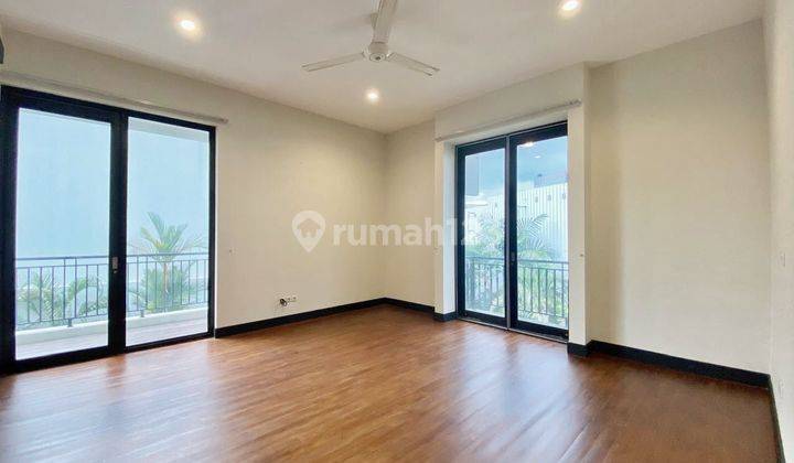 Good Offer! Rumah Cantik Dalam Cluster Nyaman Dekat Mrt 2