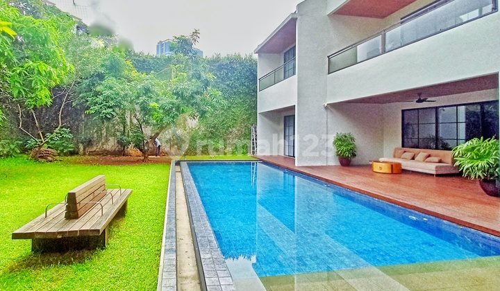Pakubuwono Area Smart Home System With Lift & Swimming Pool