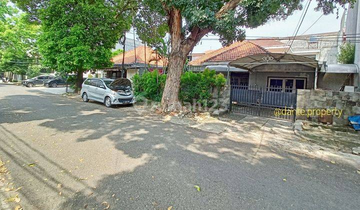 Dijual Rumah Lama Cocok Bangun Area Tenang 1