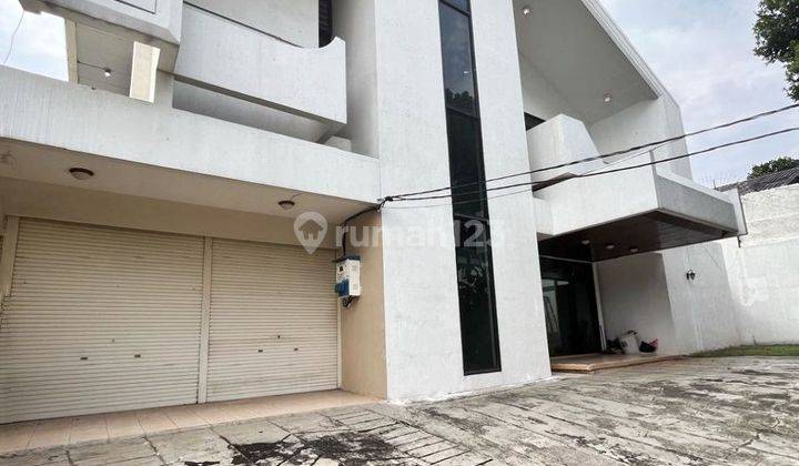 Rumah 2 Lantai Terawat Area Bangka Harga Menarik 2