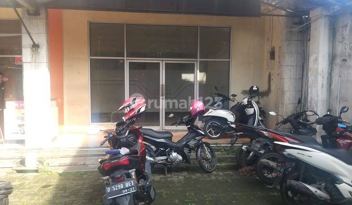 Disewakan Ruko Strategis di Sayap Gadobangkong Bandung Barat 8
