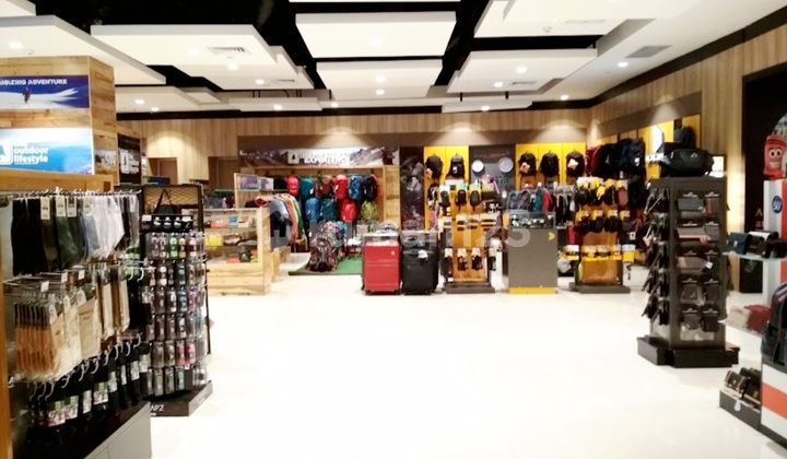 Gedung Gramedia Palembang bisa untuk kantor dan usaha di Jl Kol H Burlian Lorong Kawat no 48, Palembang, Sumatera Selatan 9