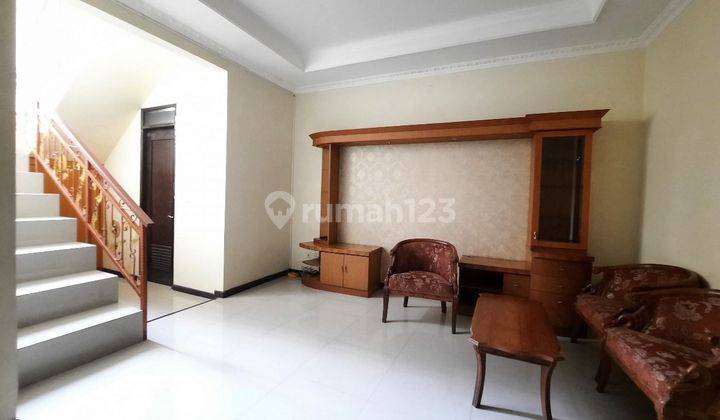 RUMAH 2 LANTAI KAMAR TIDUR 4 BONUS AC 6 UNIT DAN KITCHEN SET DI NUSALOKA BSD TANGSEL 2