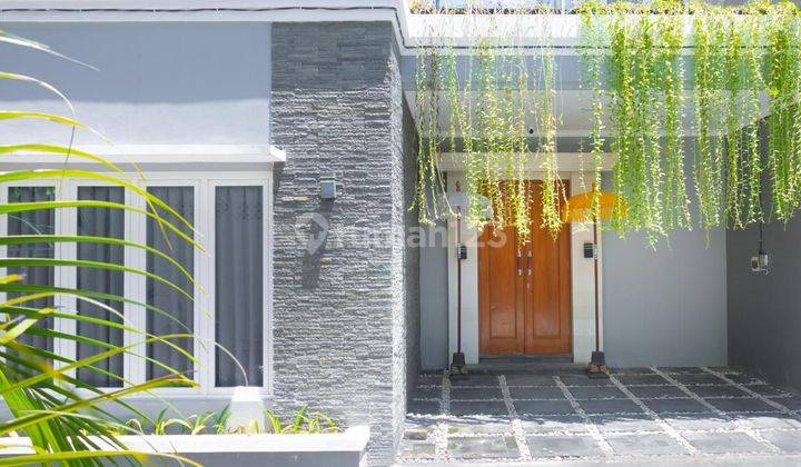 LEASEHOLD 25 YEARS LUXURY VILLA FURNISHED SWIM POOL ON JALAN RAYA CANGGU BANJAR ANYAR KAJA BALI  1