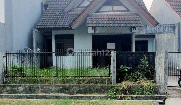 Rumah Tua Hitung Tanah Di Giriloka Bsd Tangsel 1