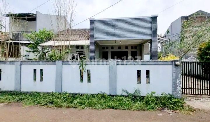 Hook House Spacious in Ciater Permai, Serpong Subdistrict, South Tangerang 2