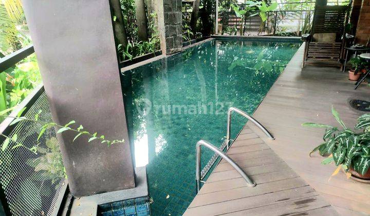 Rumah Mewah Depan Taman Ada Swim Pool Di Bintaro Sektor 9, Tangsel 1