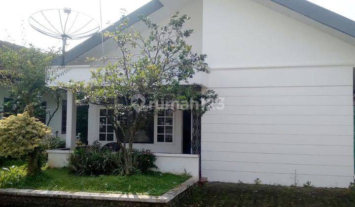 Villa Cantik Di  Jalan Raya Puncak Indo Alam, Puncak Jawa Barat 1