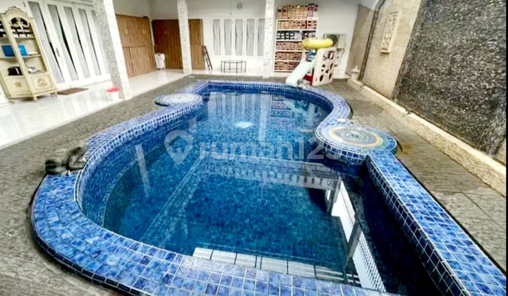 Rumah Mewah Ada Swim Pool Dan Home Theatre Di Cinere Kota Depok 2
