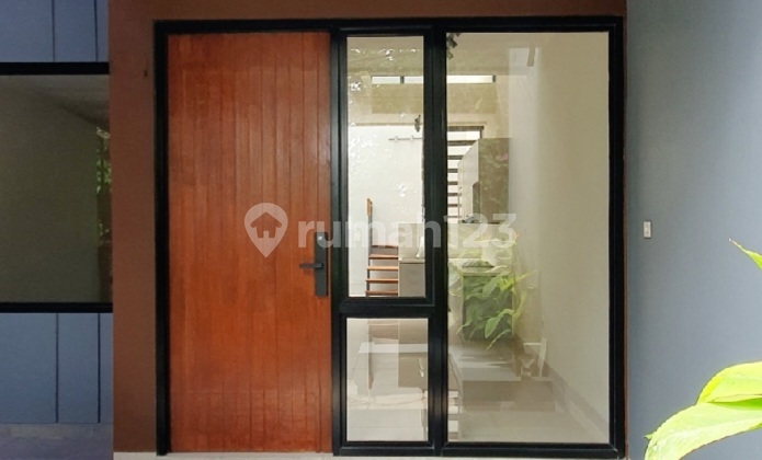 Rumah 2 Lantai Di Kencana Loka Bsd Tangsel 2