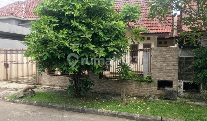 Rumah Murah Perlu Renovasi Di Griya Loka Sektor 1.2 Ext, Bsd Tangsel 2