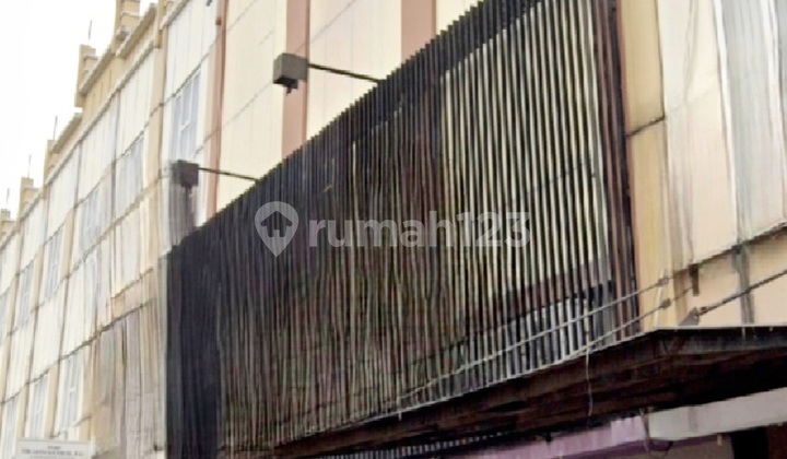 3.5-Story Shophouse at Golden Boulevard, Jl Pahlawan Seribu, Serpong, South Tangerang 2