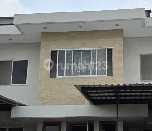 Dijual cepat Rumah Taman Golf 2