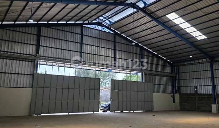 Warehouse for Rent in Legok. 5 minutes from the Blessind warehouse complex.