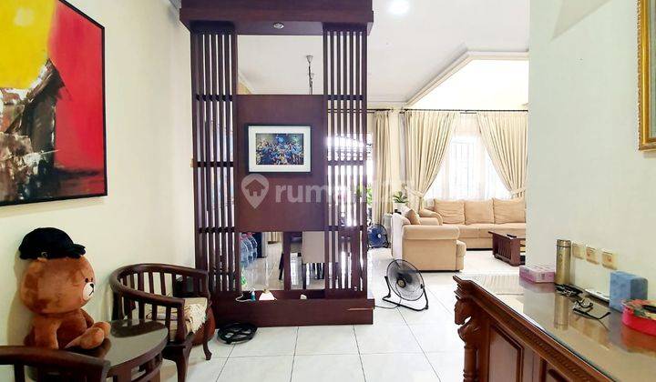 Rumah Dijual Full Furnished. Terawat Area Komplek Tenang Dan Nyaman di Taman Giri Loka Bsd. 2