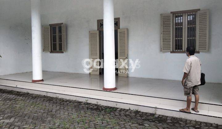 Rumah Bagus di Jl. Jenderal Sudirman, Banyuwangi 4