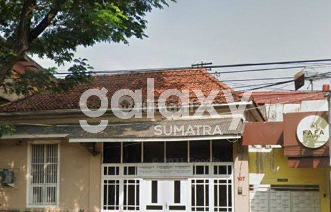 Rumah Bagus SHM di Jl. Raya Undaan Kulon, Surabaya 1