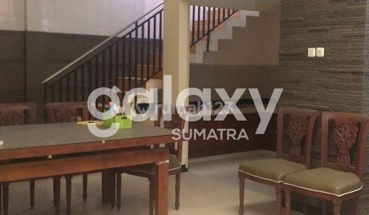 Rumah Bagus di Delta Sari Baru, Sidoarjo 3
