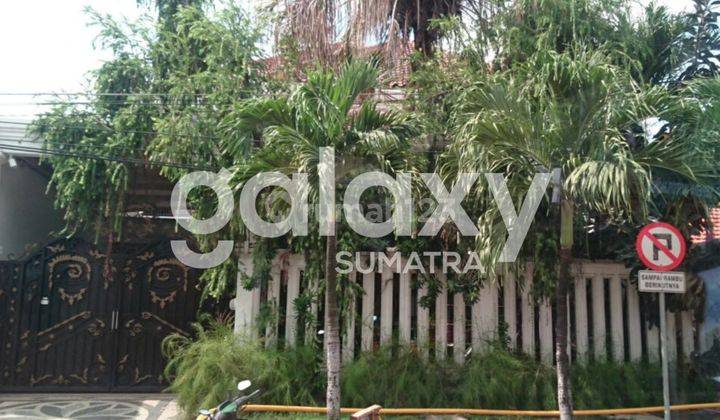 Rumah 2 Lantai Bagus SHM di Jl. Imam Bonjol , Surabaya 1