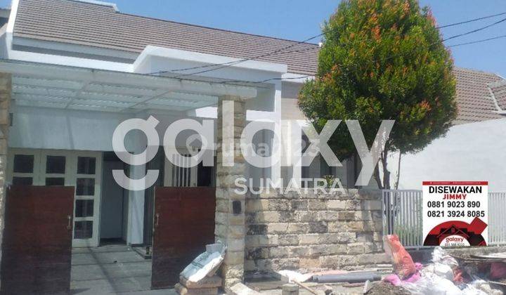 Rumah Bagus Semi Furnished di Delta Sari Baru, Sidoarjo 1