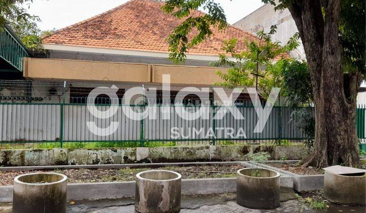 Rumah 2 Lantai Bagus SHM di Jl. Merapi - Jl. Kawi, Surabaya 1