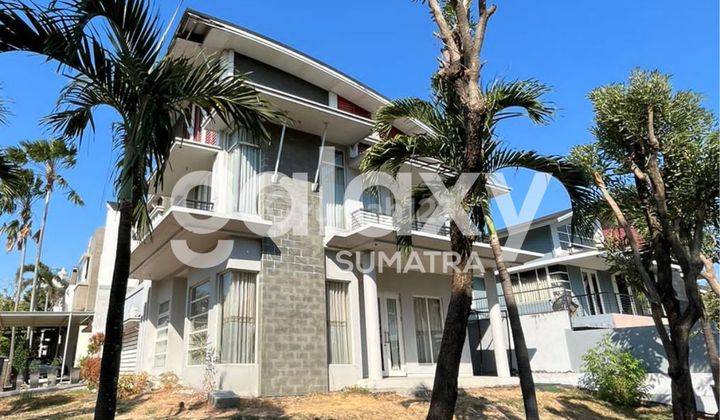 Rumah 2 Lantai Bagus Unfurnished di Pakuwon Indah Imperial Golf Regency One Golf Terrace, Surabaya 1