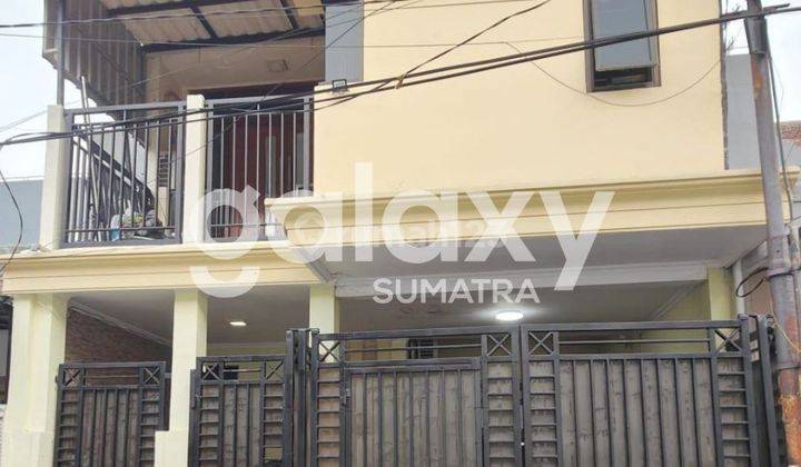 Rumah 2.5 Lantai Bagus Furnished SHM di Bendul Merisi, Surabaya 1