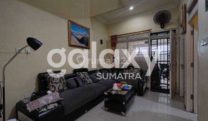 Rumah 2.5 Lantai Bagus Furnished SHM di Bendul Merisi, Surabaya 2