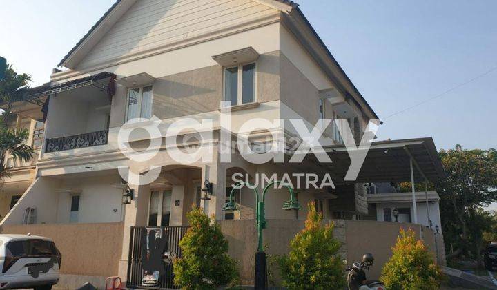 Rumah 2 Lantai Bagus SHM di Pinus Asri, Surabaya 2