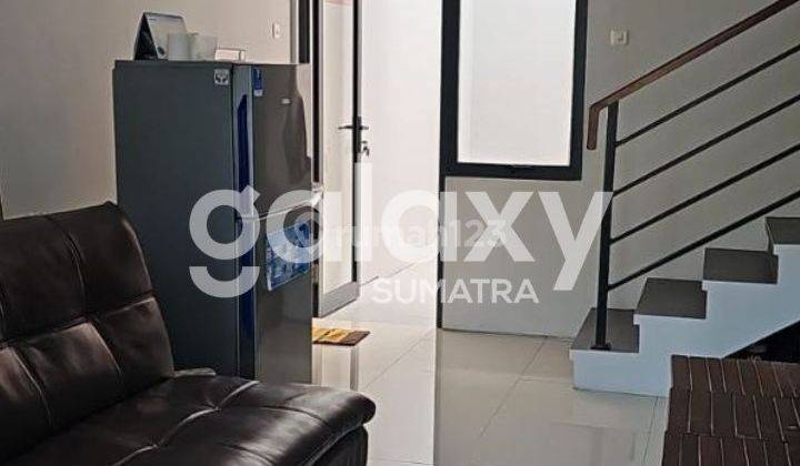 Rumah 2 Lantai Bagus SHM di Pondok Candra Redwood Residence, Sidoarjo 2