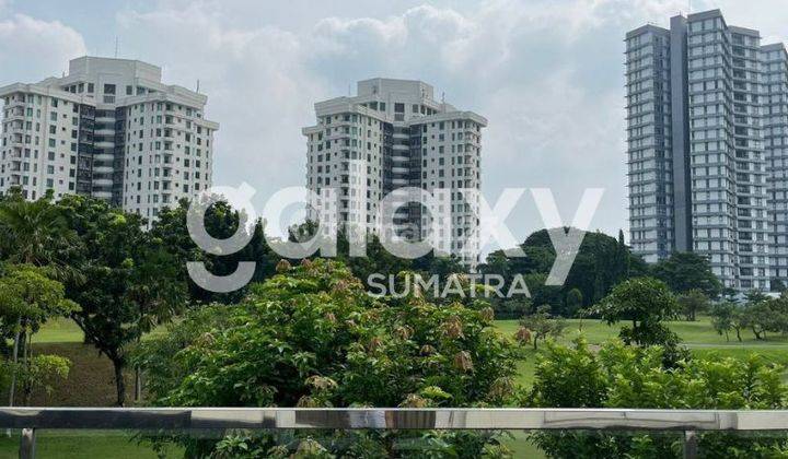 Rumah Bagus SHM di Graha Family, Surabaya 1