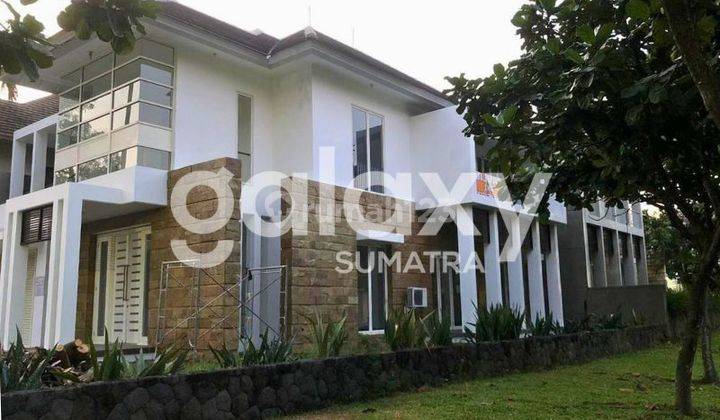 Rumah Bagus SHM di Citraland Diamond Hill, Surabaya 1