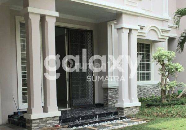 Rumah Bagus SHM di Villa Bukit Regency 3, Pakuwon Indah, Surabaya 2