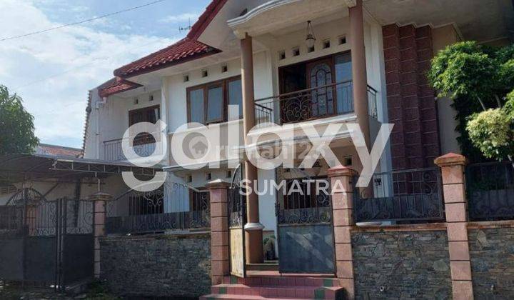 Rumah 2 Lantai Bagus Semi Furnished di Taman Pondok Indah , Surabaya 1