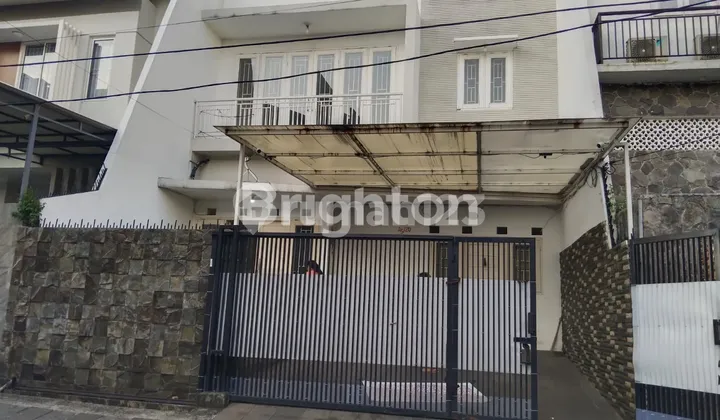 Rumah Puri Indah 21/4 Lantai, Terawat Siap Huni