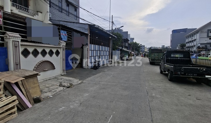 Rumah Daerah Tambora Jakbar Cocok untuk Tinggal dan Usaha dan Bebas Banjir 2