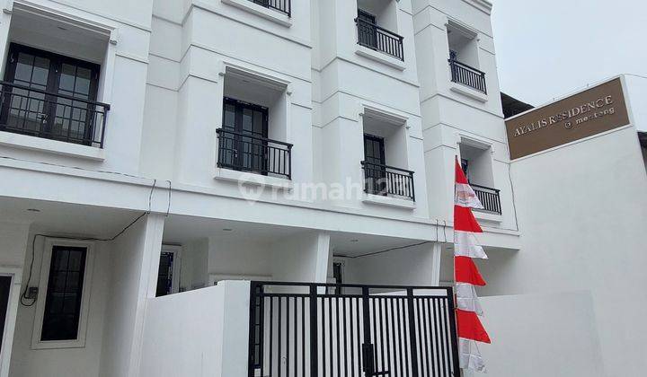 **SISA 1 UNIT DARI 4 UNIT RUMAH BARU 3 LT DI MENTENG PEGANGSAAN JAKPUS** 14