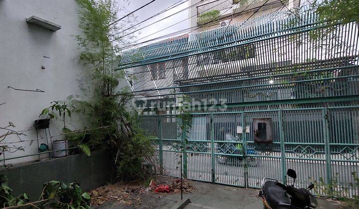 **RUMAH SIAP HUNI BUTUH PERBAIKAN DI GROGOL JAKBAR** 2