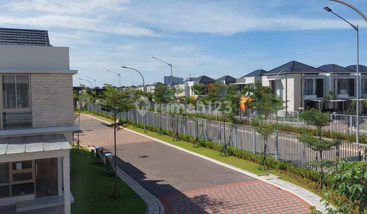 **RUMAH PIK2 FULLY FURNISHED 2 LANTAI HOEK 2KT** 11