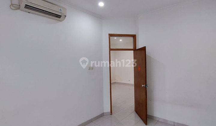 **RUMAH SIAP HUNI 2 LANTAI 3 AC 2 WATER HEATER DI TAMAN COSMOS KEDOYA COCOK UNTUK TINGGAL DAN USAHA** 16